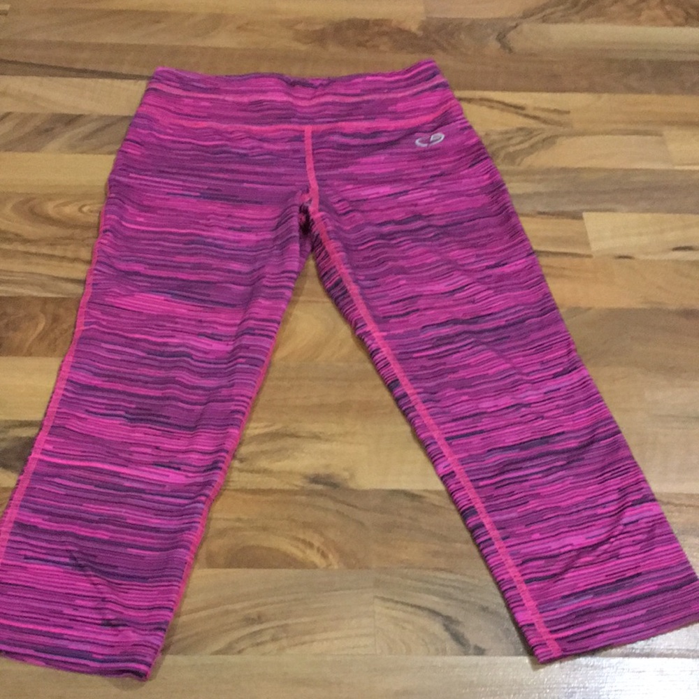 Capri workout pants